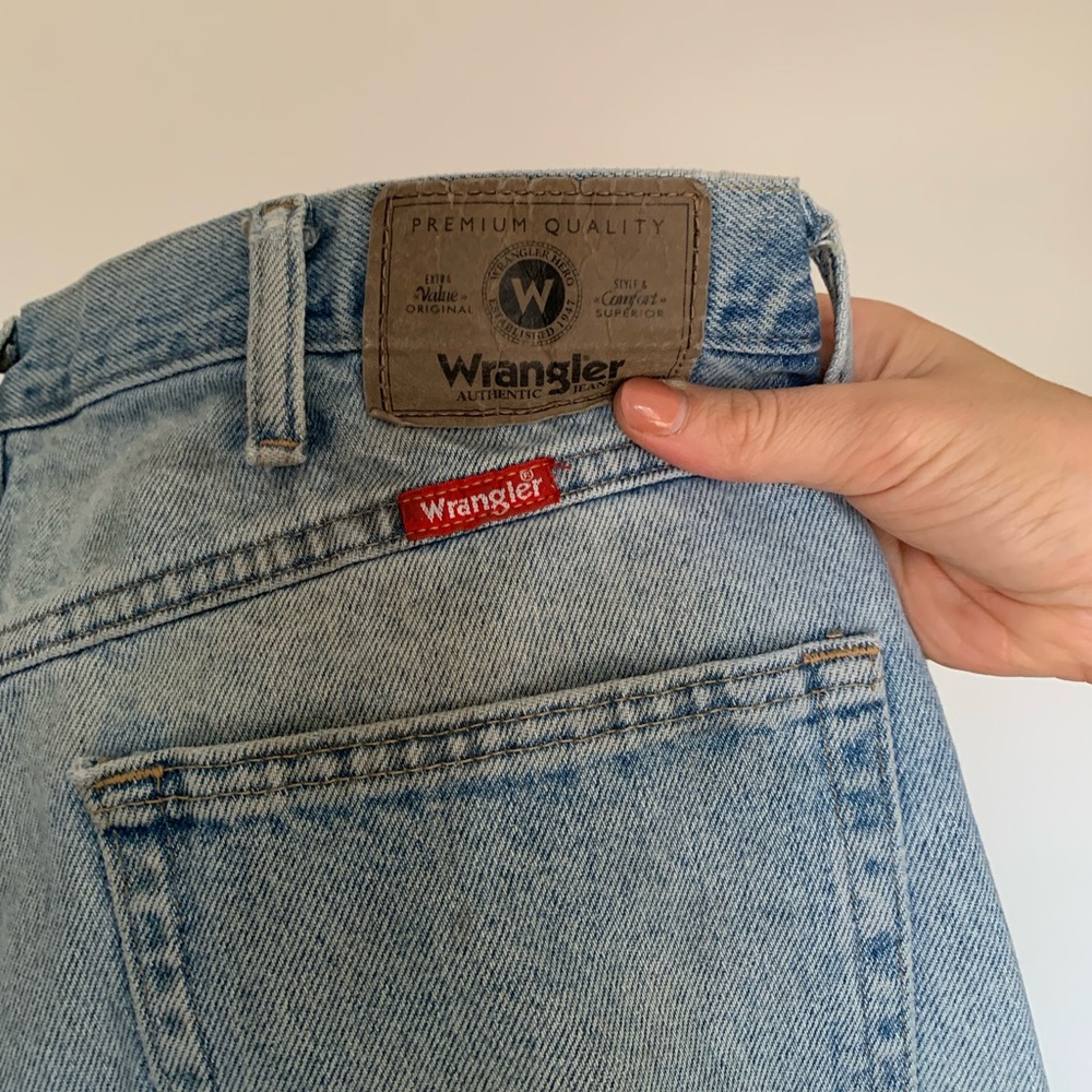 Wrangler Men’s Worn Distressed Light Wash Denim Jeans 36”x30” Regular Fit